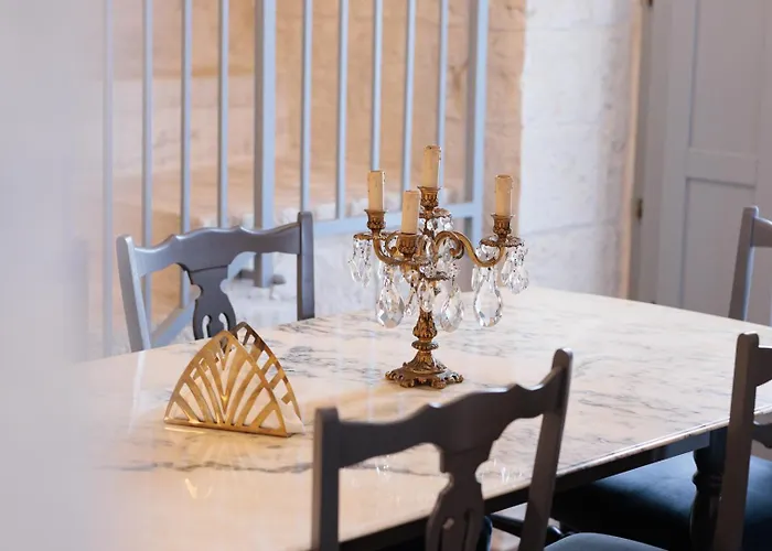 לינה וארוחת בוקר Opera לוקורוטונדו