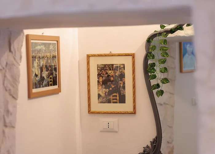 לינה וארוחת בוקר Opera לוקורוטונדו