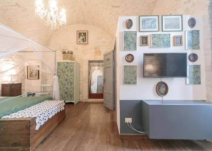 Opera לוקורוטונדו