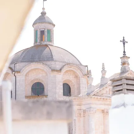 B&B Opera 로코로톤도