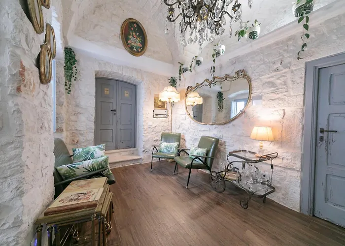 Opera Bed & Breakfast *